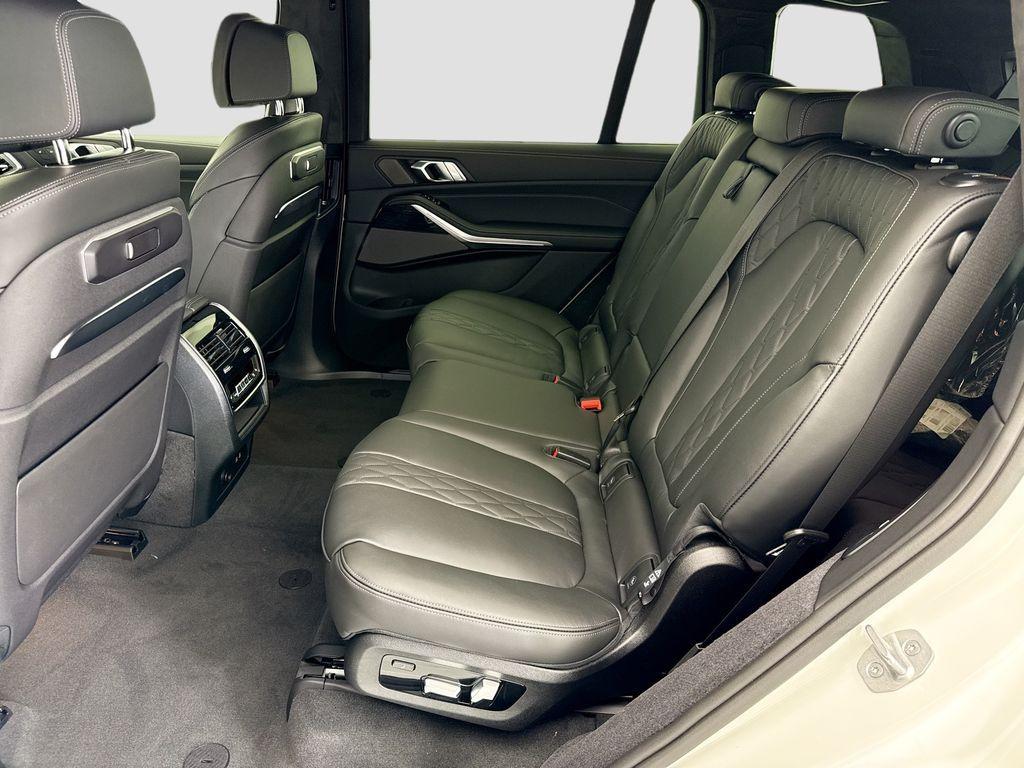 new 2027 BMW X7 car, priced at $121,192