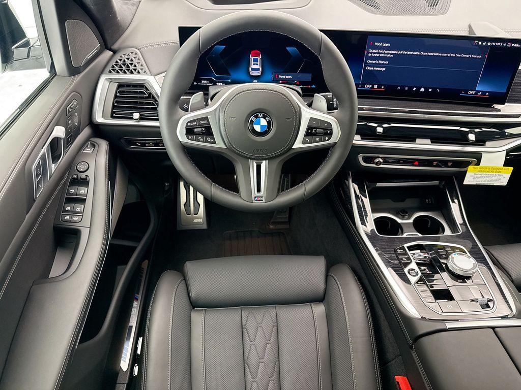 new 2027 BMW X7 car, priced at $121,192