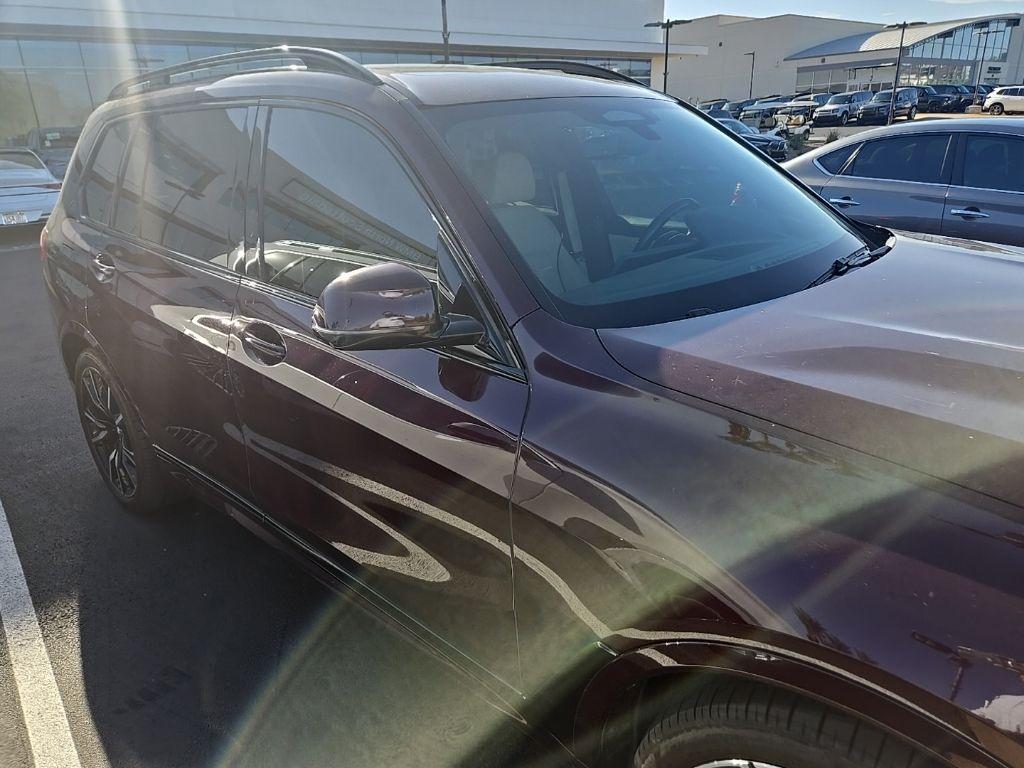 used 2020 BMW X7 car