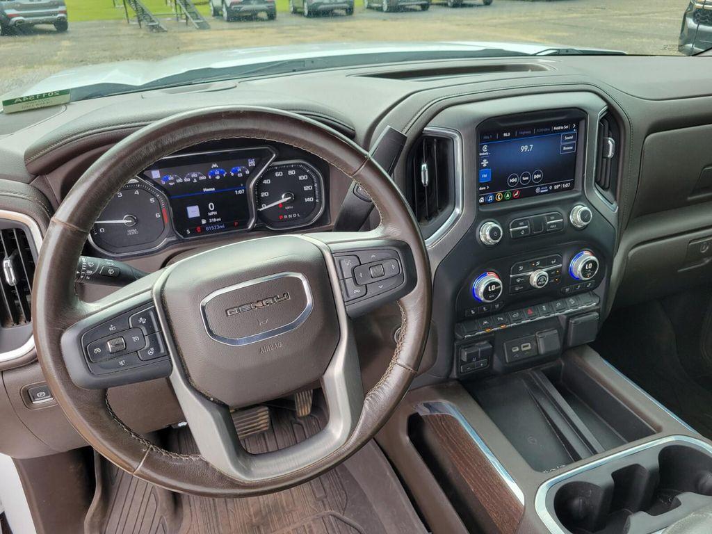 used 2022 GMC Sierra 1500 car, priced at $40,687