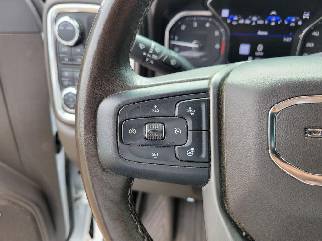 used 2022 GMC Sierra 1500 car, priced at $40,687