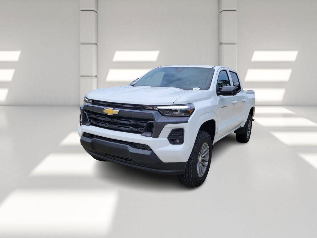 new 2025 Chevrolet Colorado car, priced at $34,160