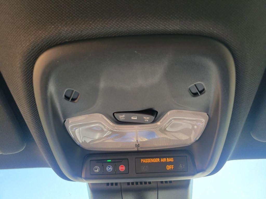 new 2025 GMC Canyon car, priced at $36,525