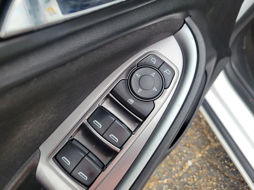 used 2020 Chevrolet Malibu car, priced at $14,995