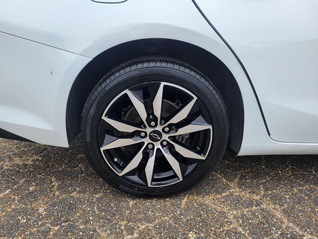 used 2020 Chevrolet Malibu car, priced at $14,995