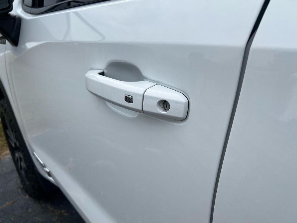 used 2024 GMC Sierra 1500 car, priced at $52,987