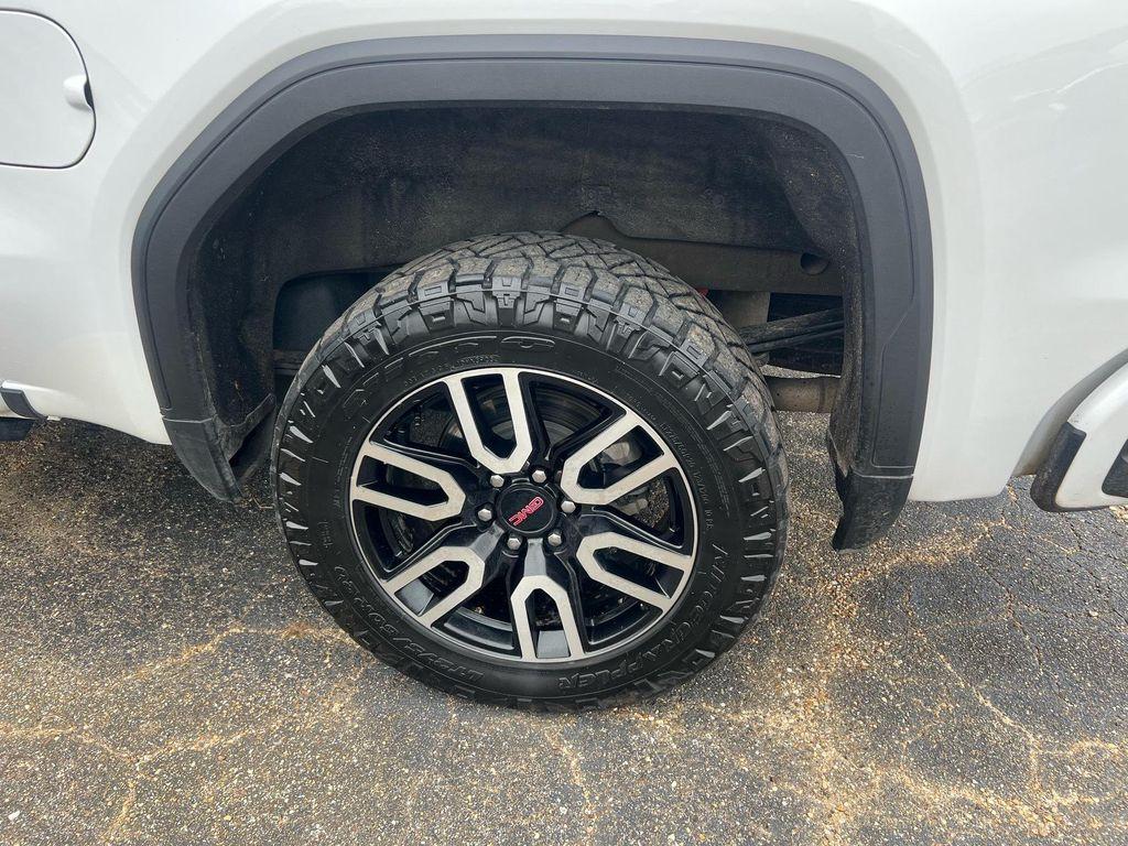 used 2024 GMC Sierra 1500 car, priced at $52,987