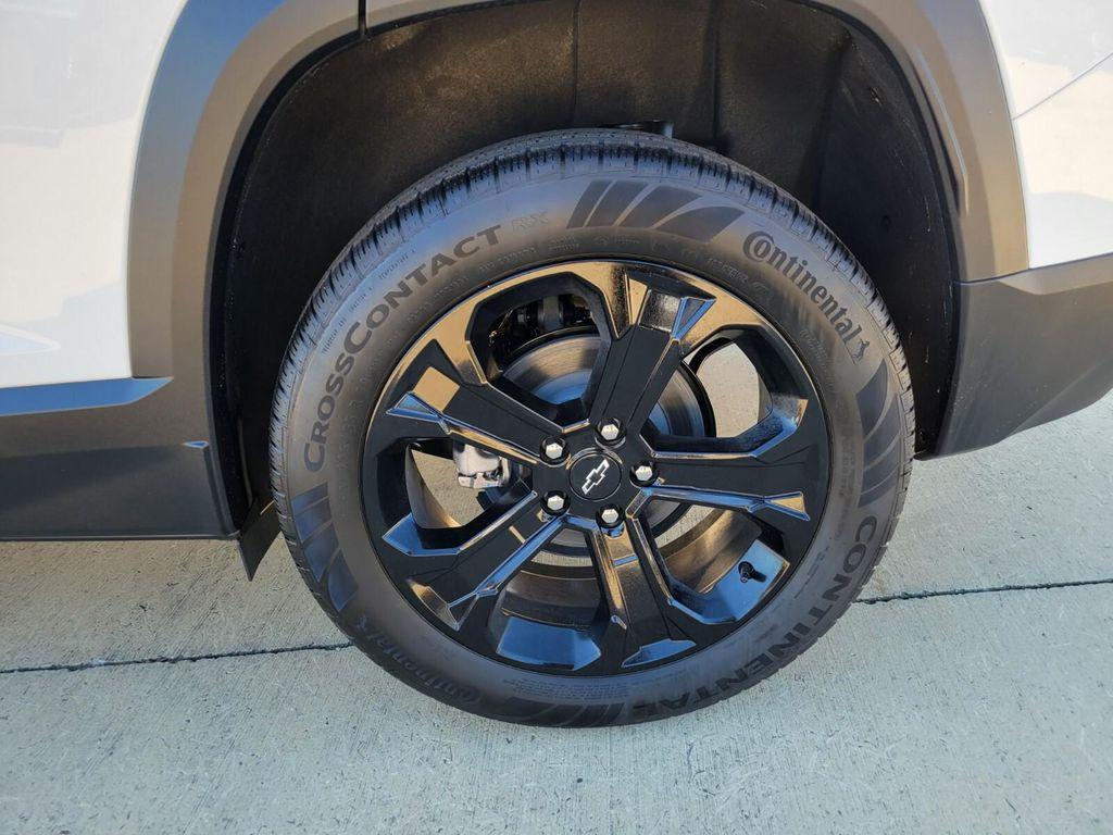 new 2026 Chevrolet Equinox car, priced at $29,040