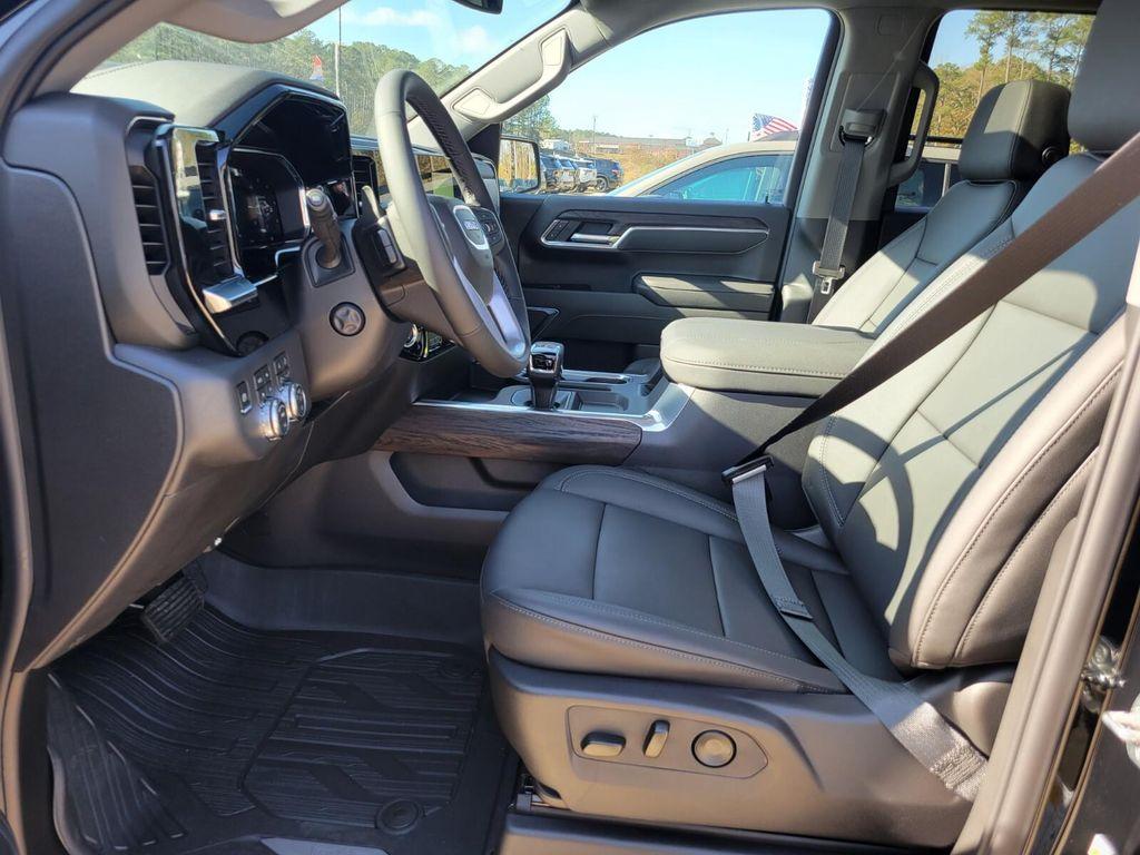new 2026 GMC Sierra 1500 car, priced at $58,880