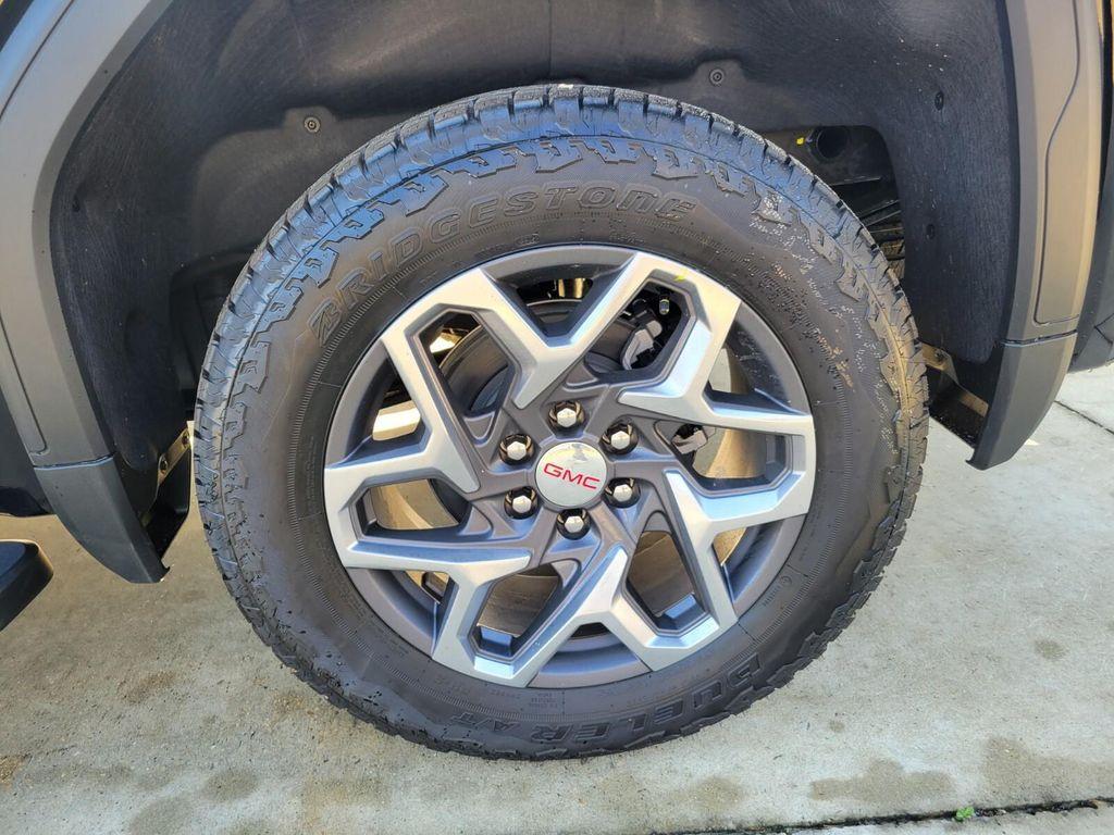 new 2026 GMC Sierra 1500 car, priced at $57,885