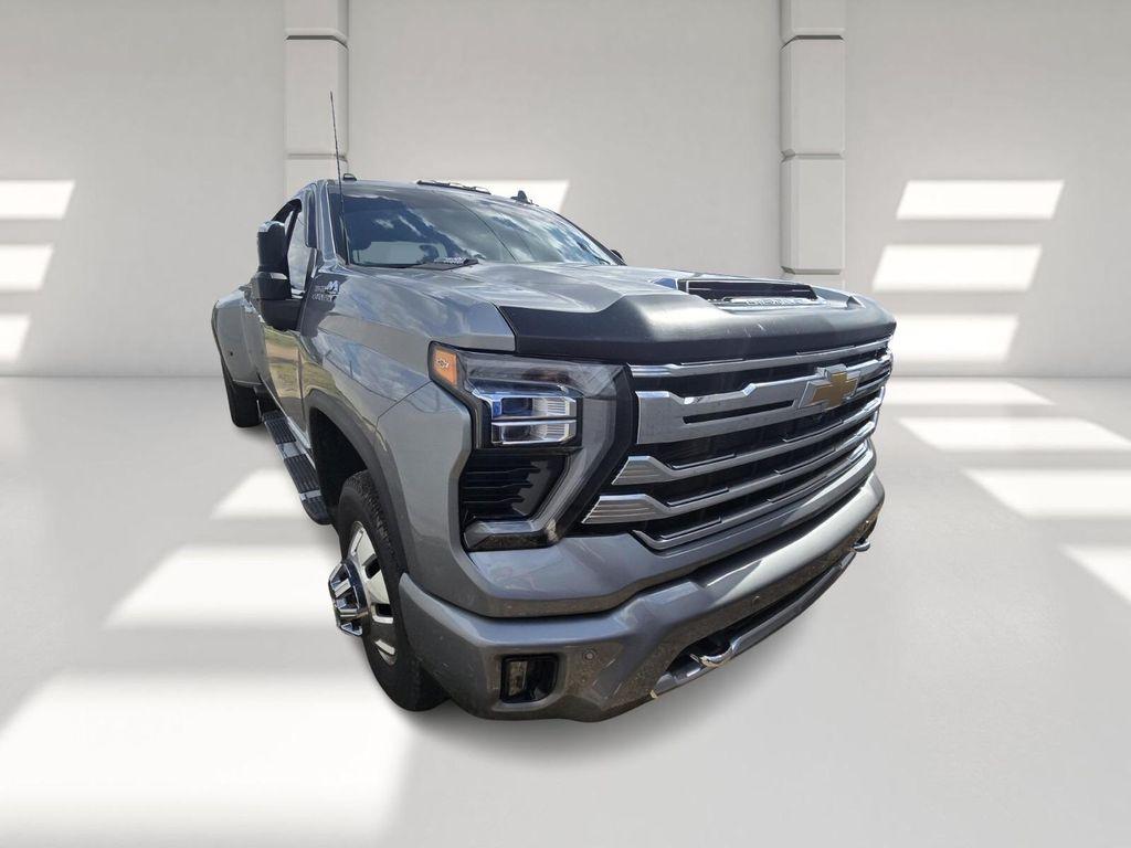 used 2024 Chevrolet Silverado 3500 car