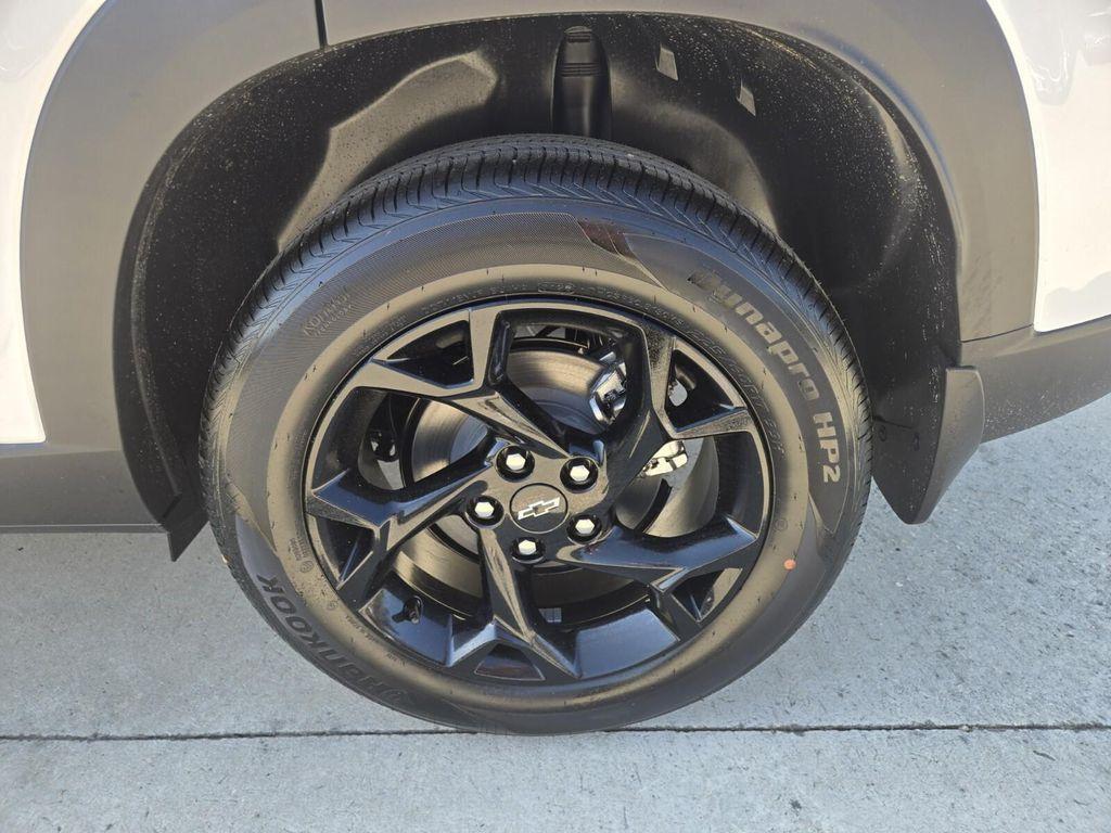 new 2026 Chevrolet Trax car, priced at $25,020