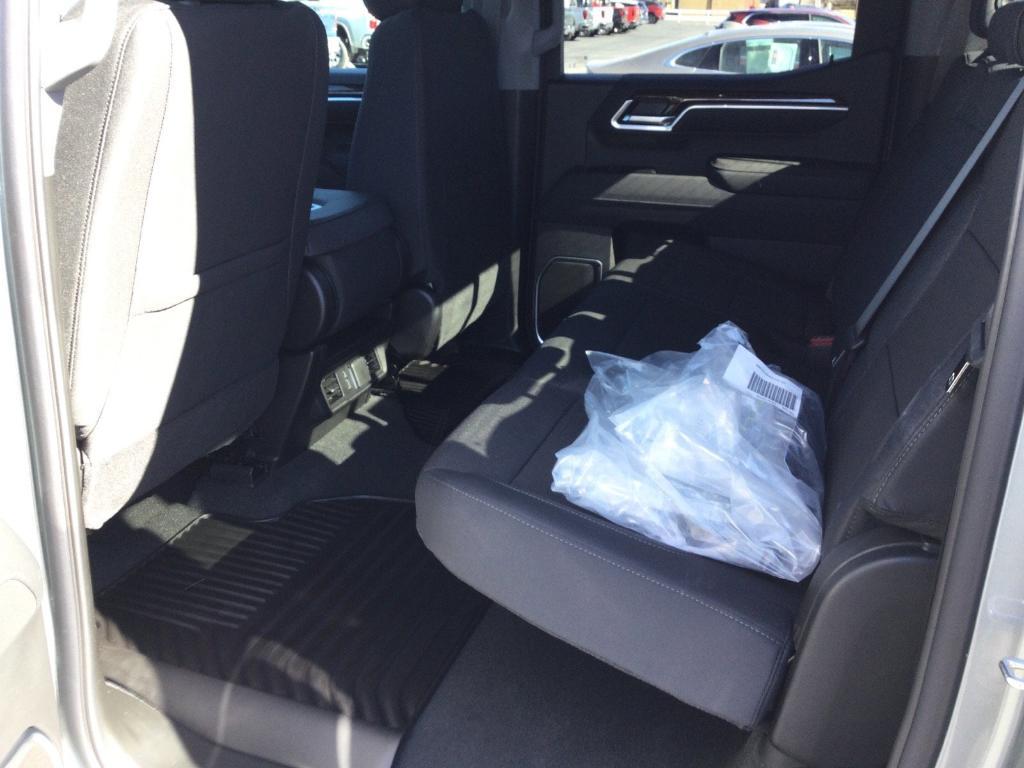 new 2026 GMC Sierra 1500 car, priced at $58,250