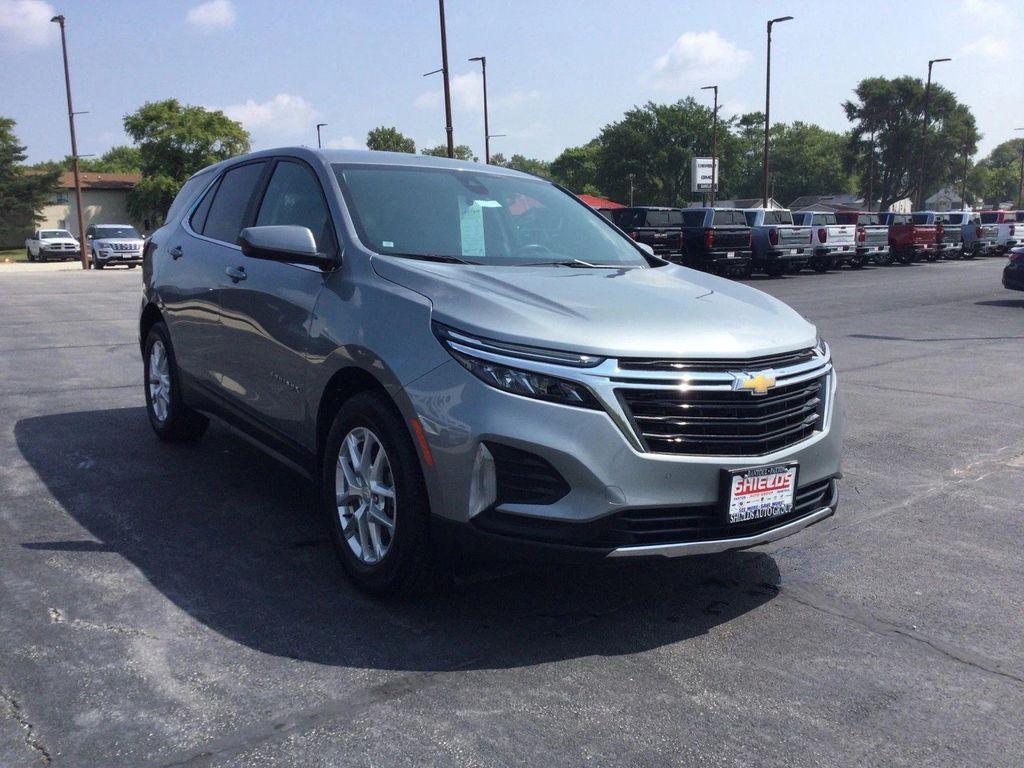 used 2024 Chevrolet Equinox car, priced at $22,995