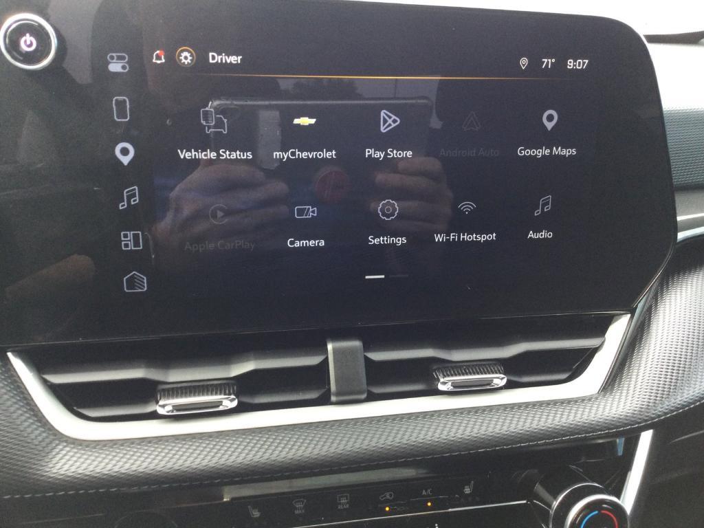 used 2026 Chevrolet Equinox car, priced at $29,595