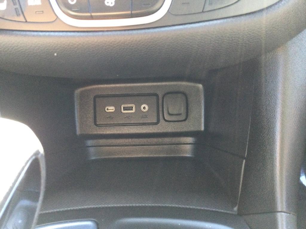 used 2023 Chevrolet Equinox car, priced at $22,595