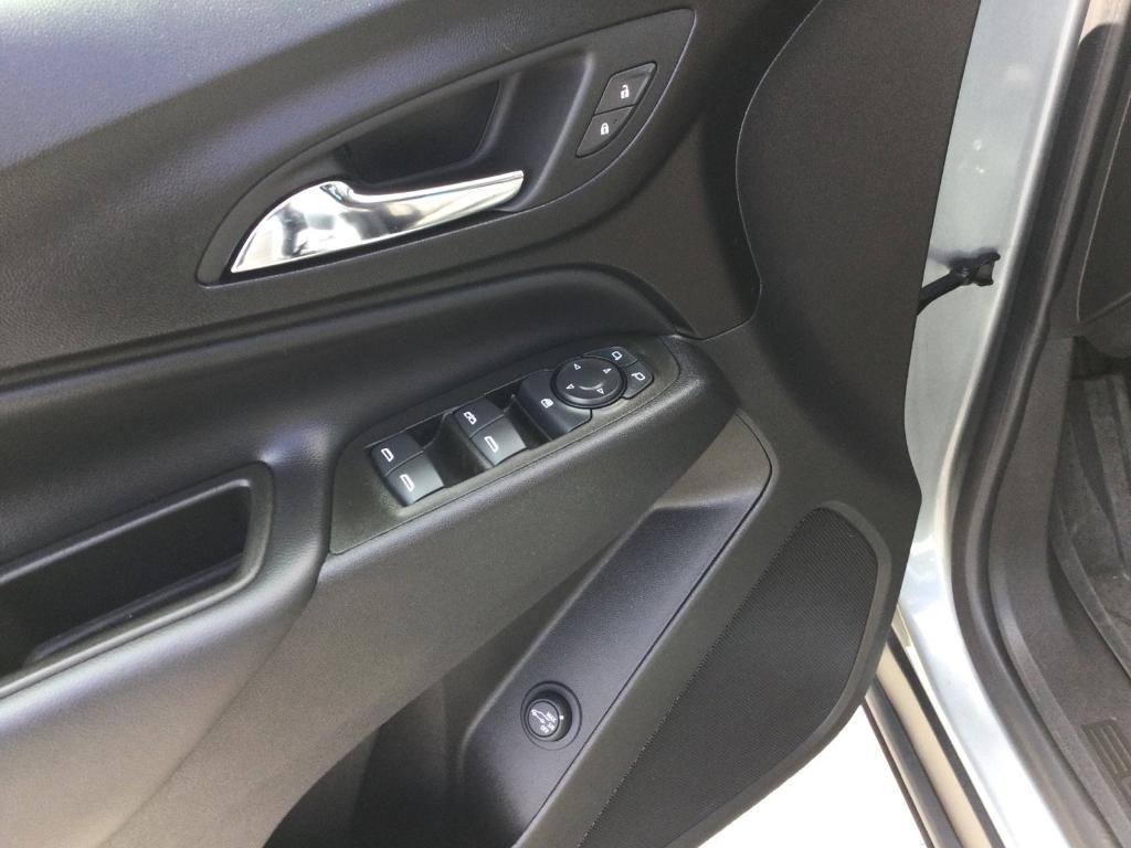 used 2024 Chevrolet Equinox car, priced at $28,995