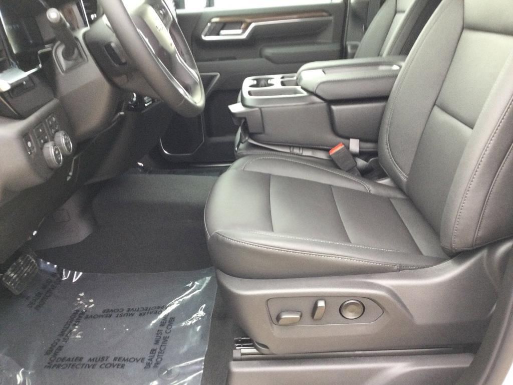 new 2026 Chevrolet Silverado 2500 car, priced at $73,500