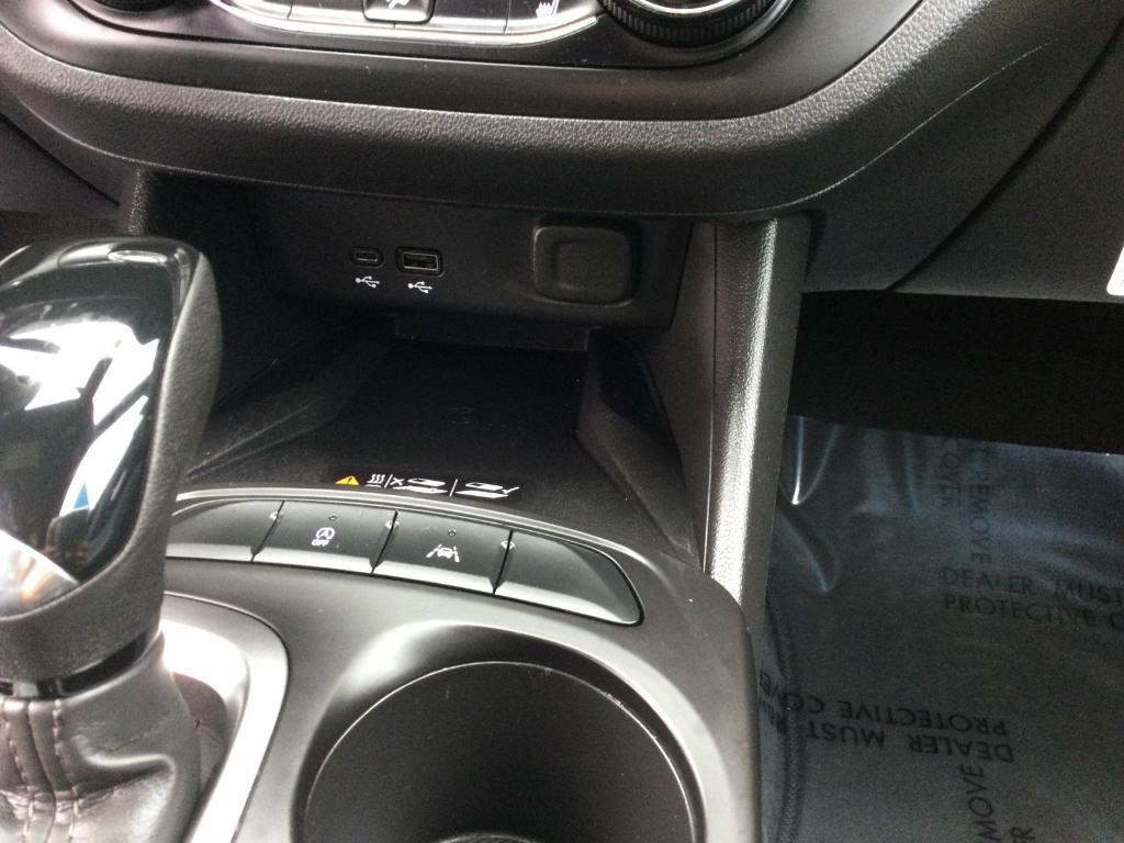 used 2025 Buick Envista car, priced at $28,995