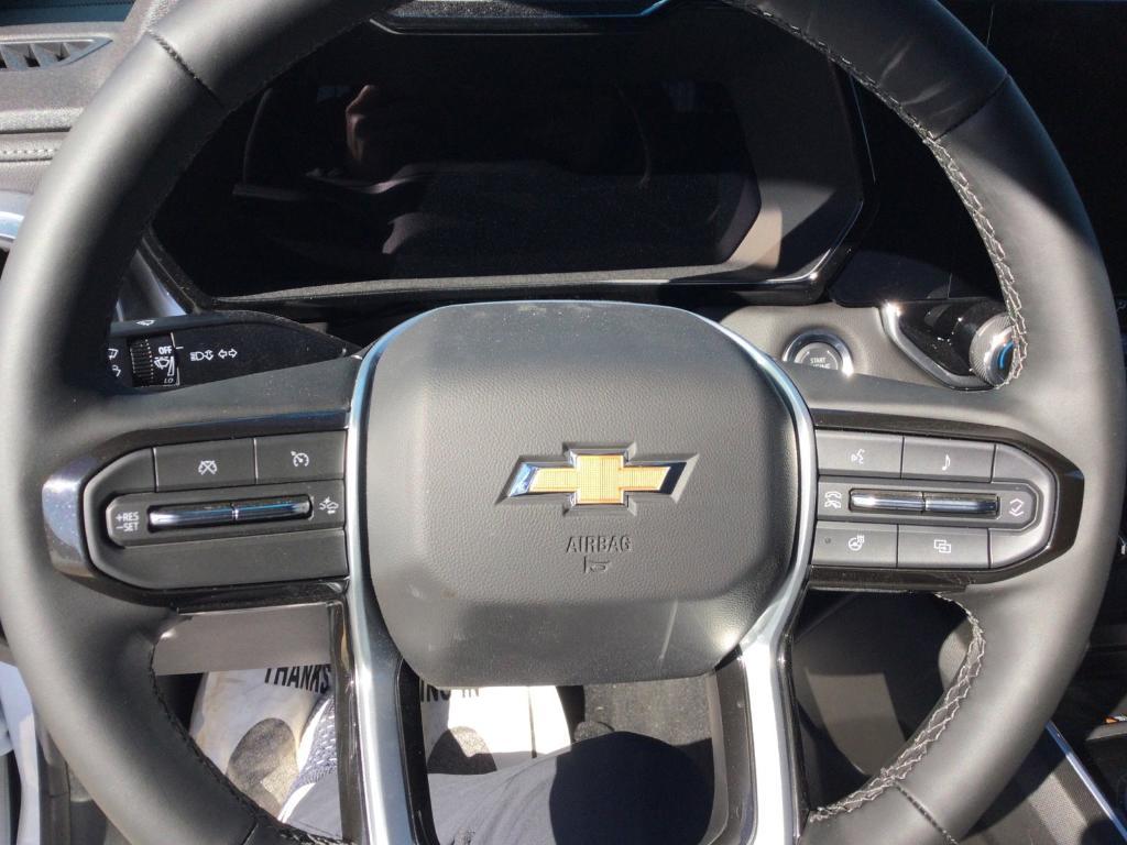 new 2026 Chevrolet Colorado car, priced at $43,600