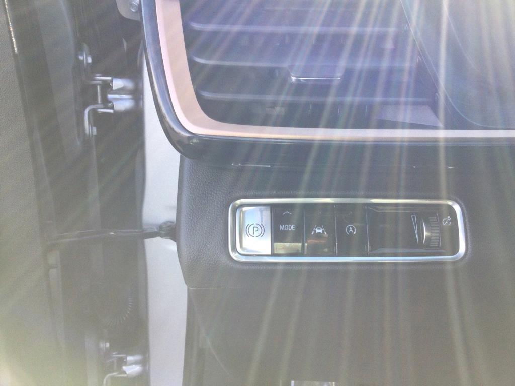 used 2025 Buick Envision car, priced at $31,995