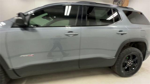 used 2022 GMC Acadia car