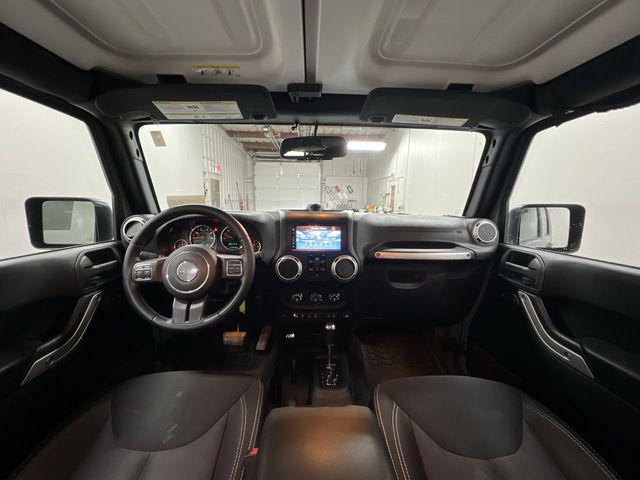 used 2015 Jeep Wrangler Unlimited car, priced at $17,490