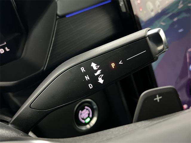 new 2025 GMC Acadia car, priced at $55,220