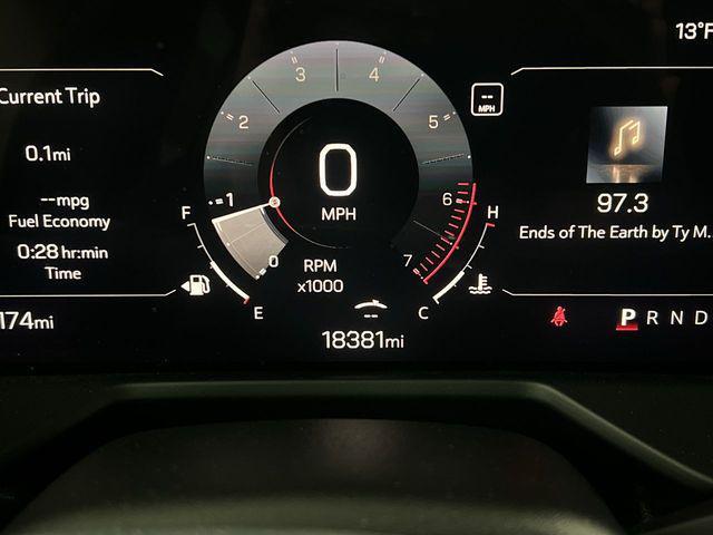 used 2024 GMC Acadia car, priced at $36,692