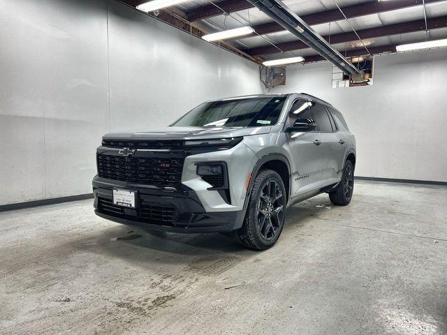 used 2025 Chevrolet Traverse car, priced at $46,990