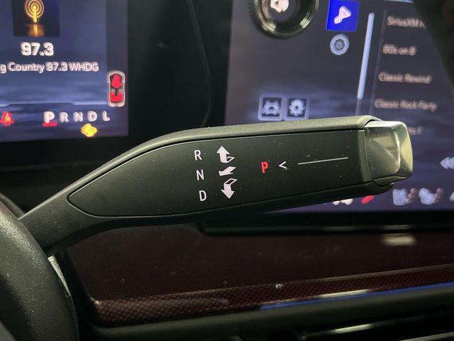 used 2025 Chevrolet Traverse car, priced at $46,990