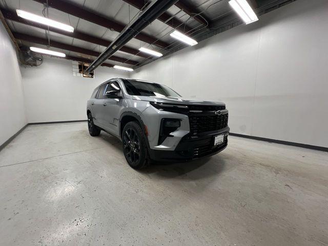 used 2025 Chevrolet Traverse car, priced at $46,990