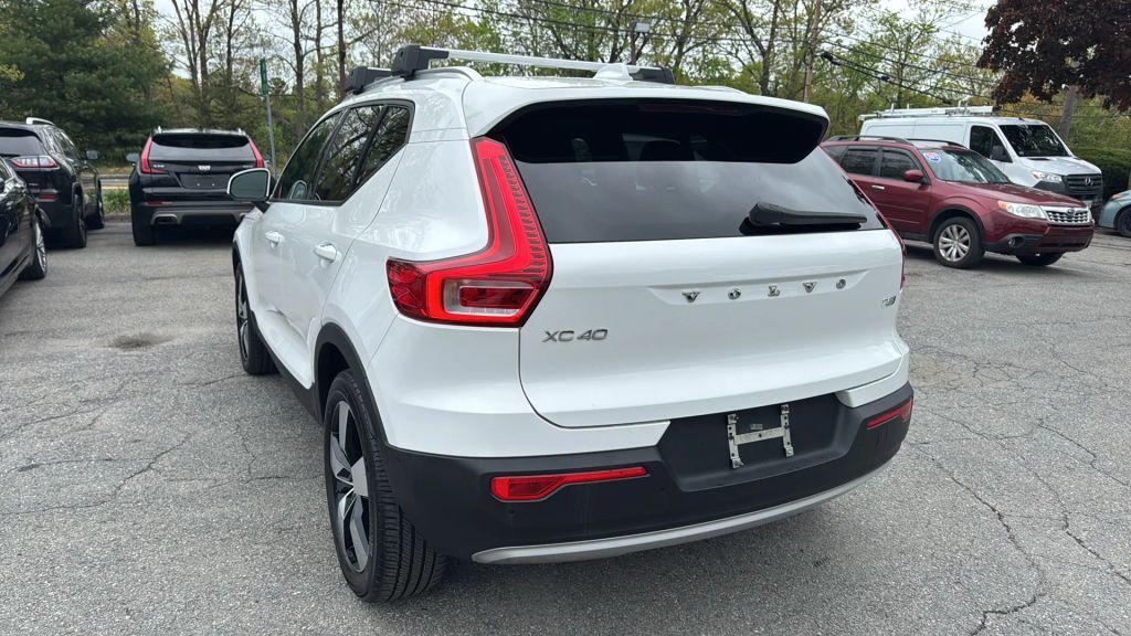 used 2019 Volvo XC40 car, priced at $18,990