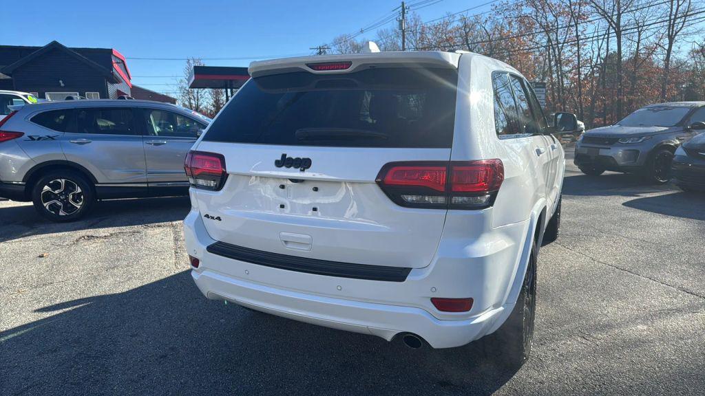 used 2020 Jeep Grand Cherokee car, priced at $17,990