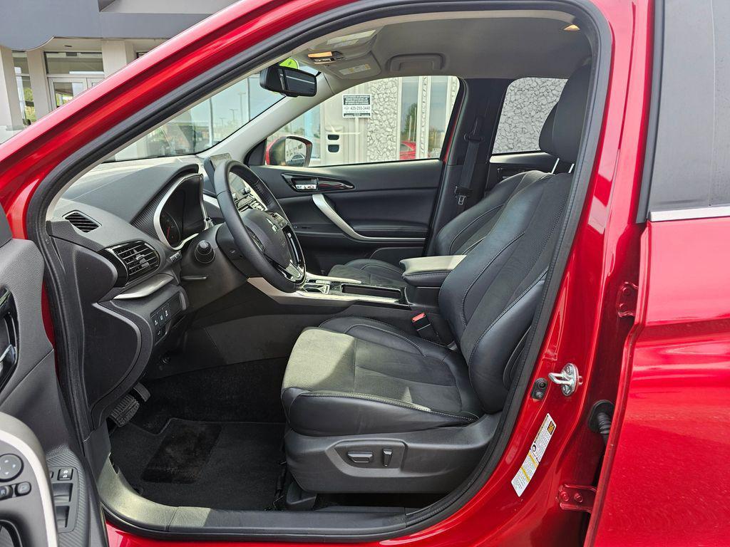 used 2025 Mitsubishi Eclipse Cross car, priced at $21,959