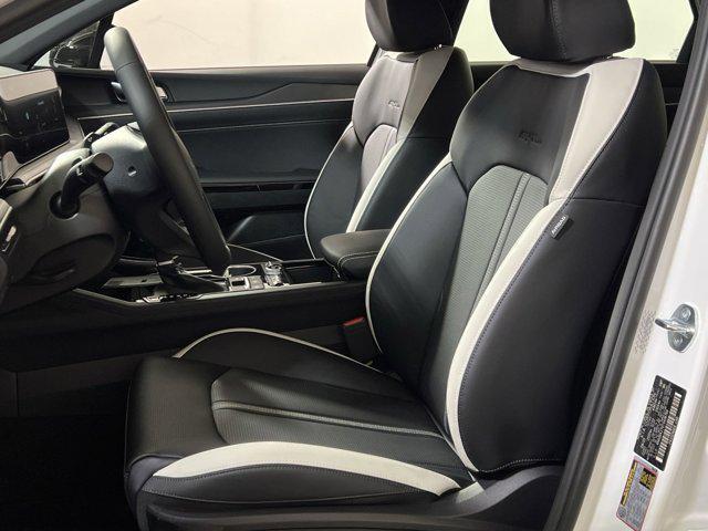 new 2026 Kia K5 car, priced at $27,826