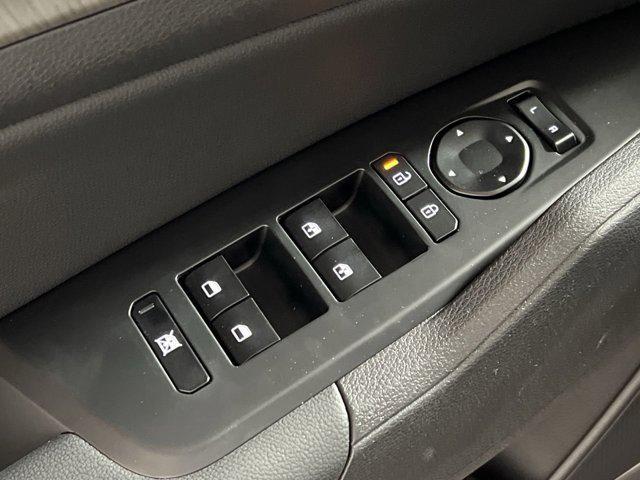 new 2026 Kia Sportage Plug-In Hybrid car, priced at $38,166