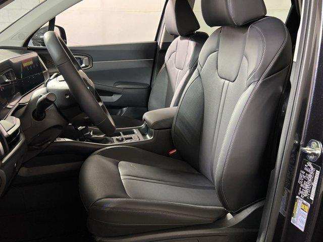 new 2026 Kia Sorento car, priced at $33,737