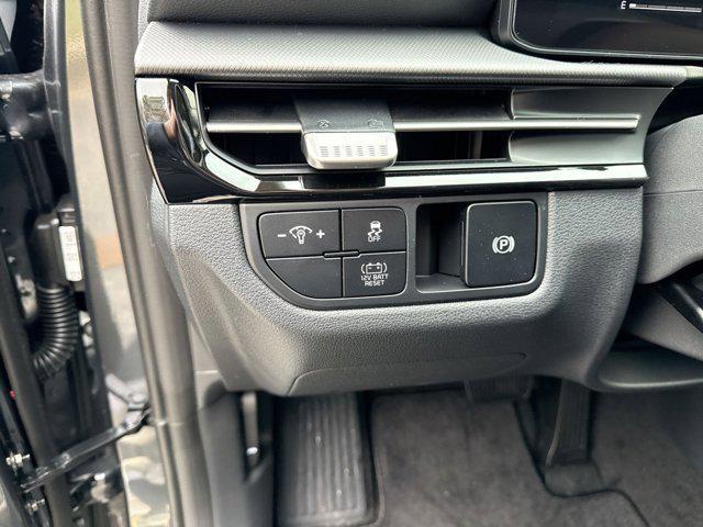 new 2026 Kia Sportage car, priced at $33,561