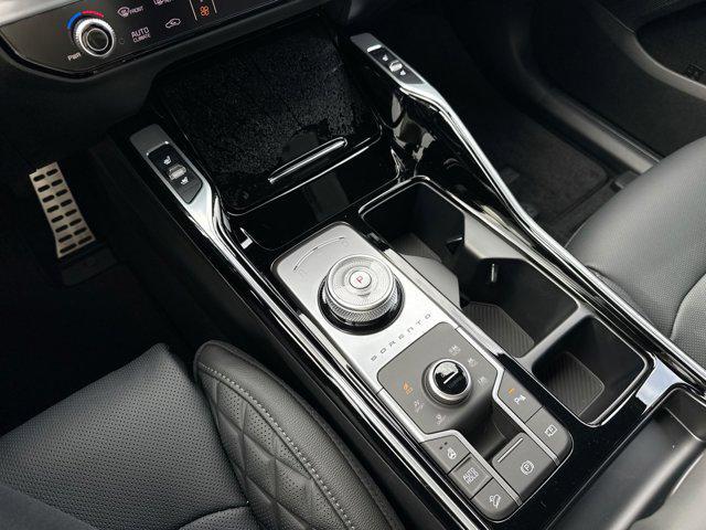 new 2026 Kia Sorento Hybrid car, priced at $41,483