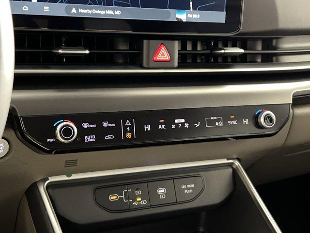 new 2026 Kia Carnival car, priced at $37,777