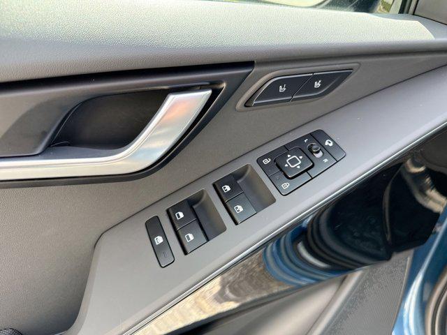 new 2025 Kia Niro EV car, priced at $45,135