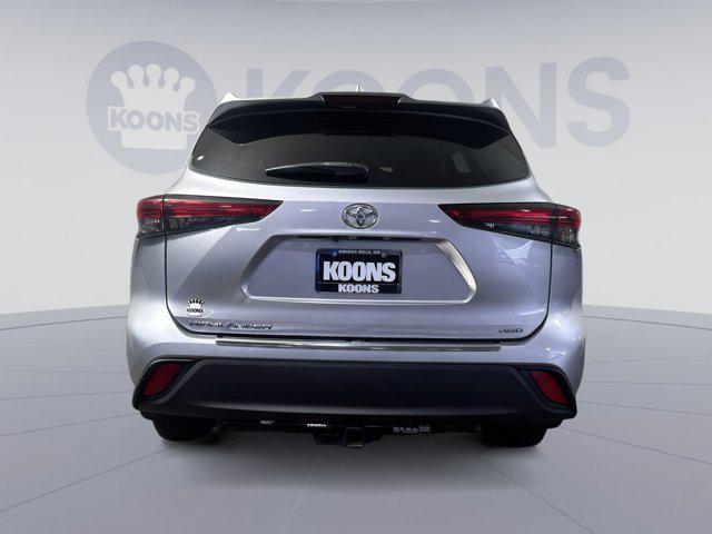 used 2020 Toyota Highlander car, priced at $21,300