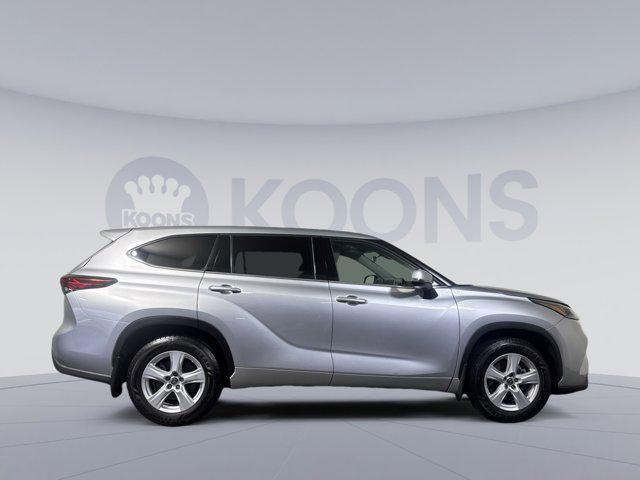 used 2020 Toyota Highlander car, priced at $21,300