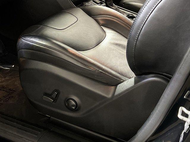 used 2023 Jeep Cherokee car, priced at $20,988