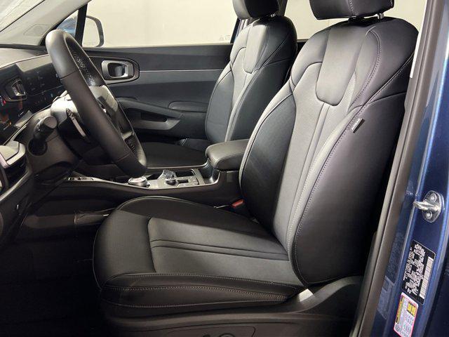 new 2026 Kia Sorento Hybrid car, priced at $41,052
