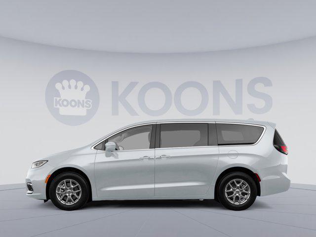 used 2023 Chrysler Pacifica car, priced at $23,888