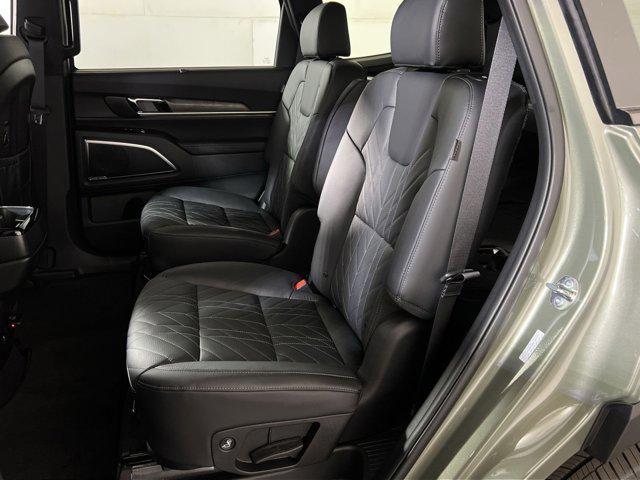 new 2025 Kia Telluride car, priced at $49,282