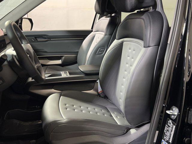 new 2026 Kia EV9 car, priced at $53,274