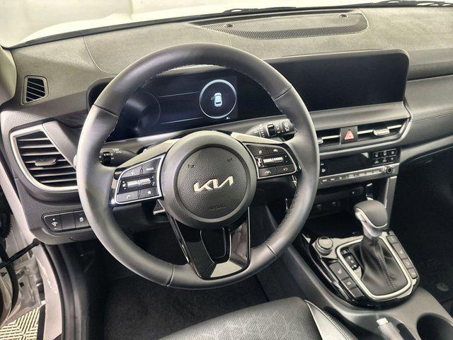 new 2026 Kia Seltos car, priced at $30,338